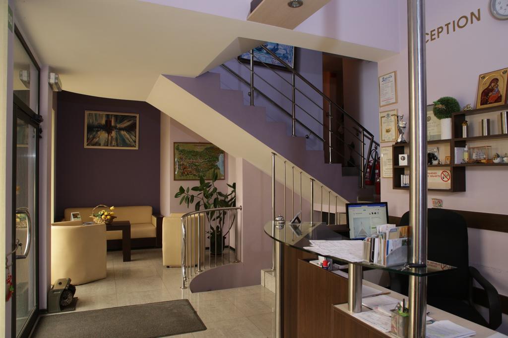Hotel Avramov Vidin Buitenkant foto