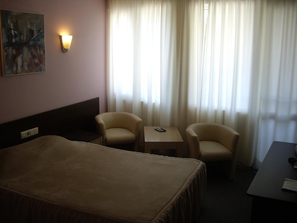 Hotel Avramov Vidin Buitenkant foto